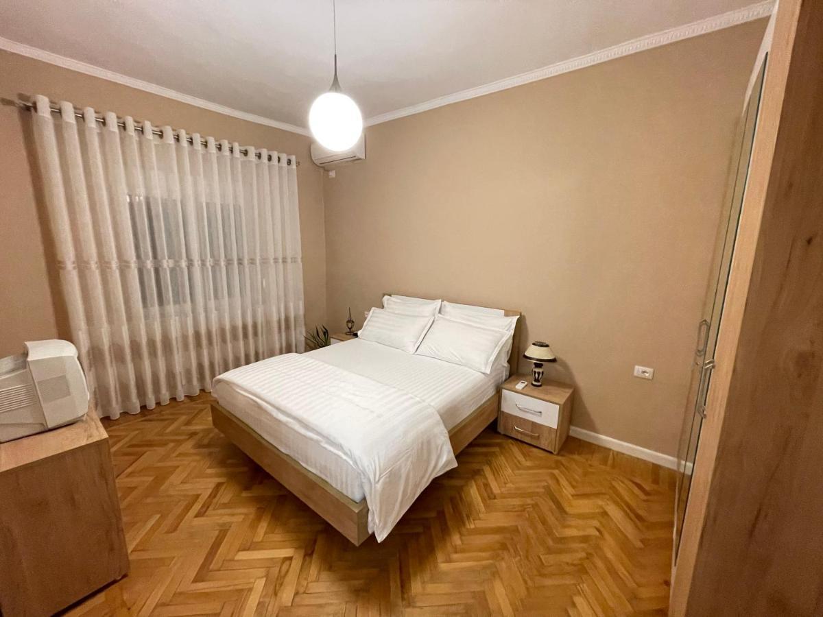Joni & Joy Center Apartment Berat Ngoại thất bức ảnh